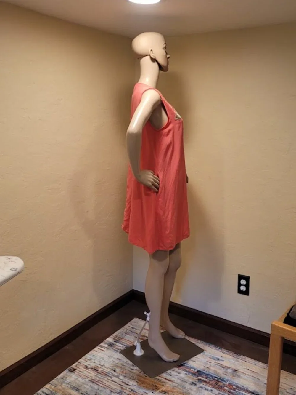Small Andree By Unit Tunic -Side pockets and fully lined flowy loose fit - Picture 5 of 12